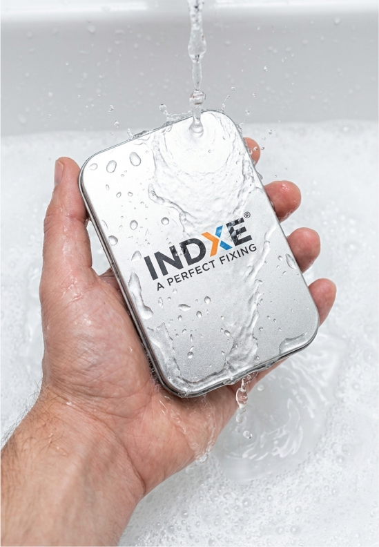 Fényes, domború üvegmatrica – egyszerű otthoni felhelyezéssel